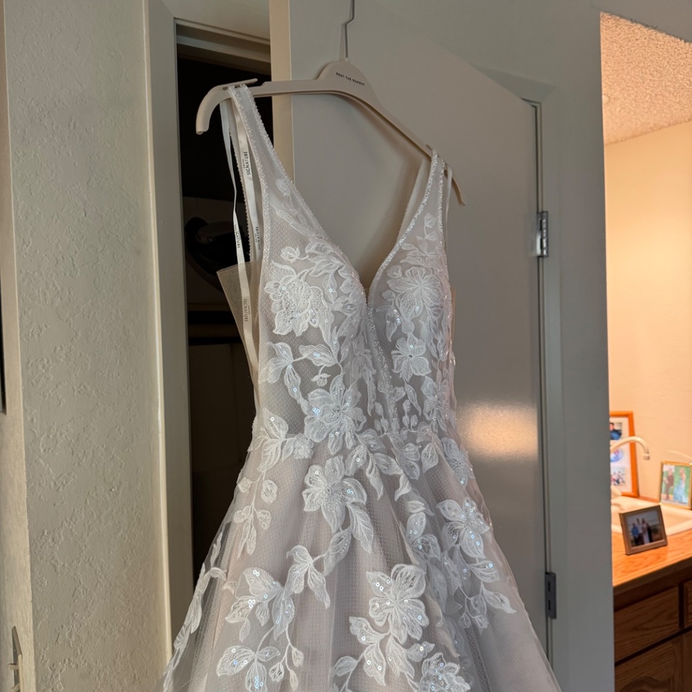 A-line Wedding Dress - Picture 8 of 13